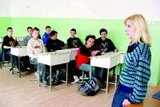 Salariul mediu al personalului didactic specificat pe unele instituţii de învăţământ în anul 2010