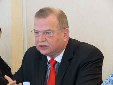 Janusz Dygaszewicz : „În următoarele câteva luni veţi fi pregătiţi pentru a utiliza sistemul GIS în procesul de introducere a datelor”